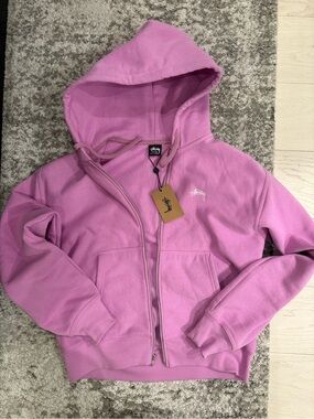 STUSSY NWT stock logo zip hoodie in violet